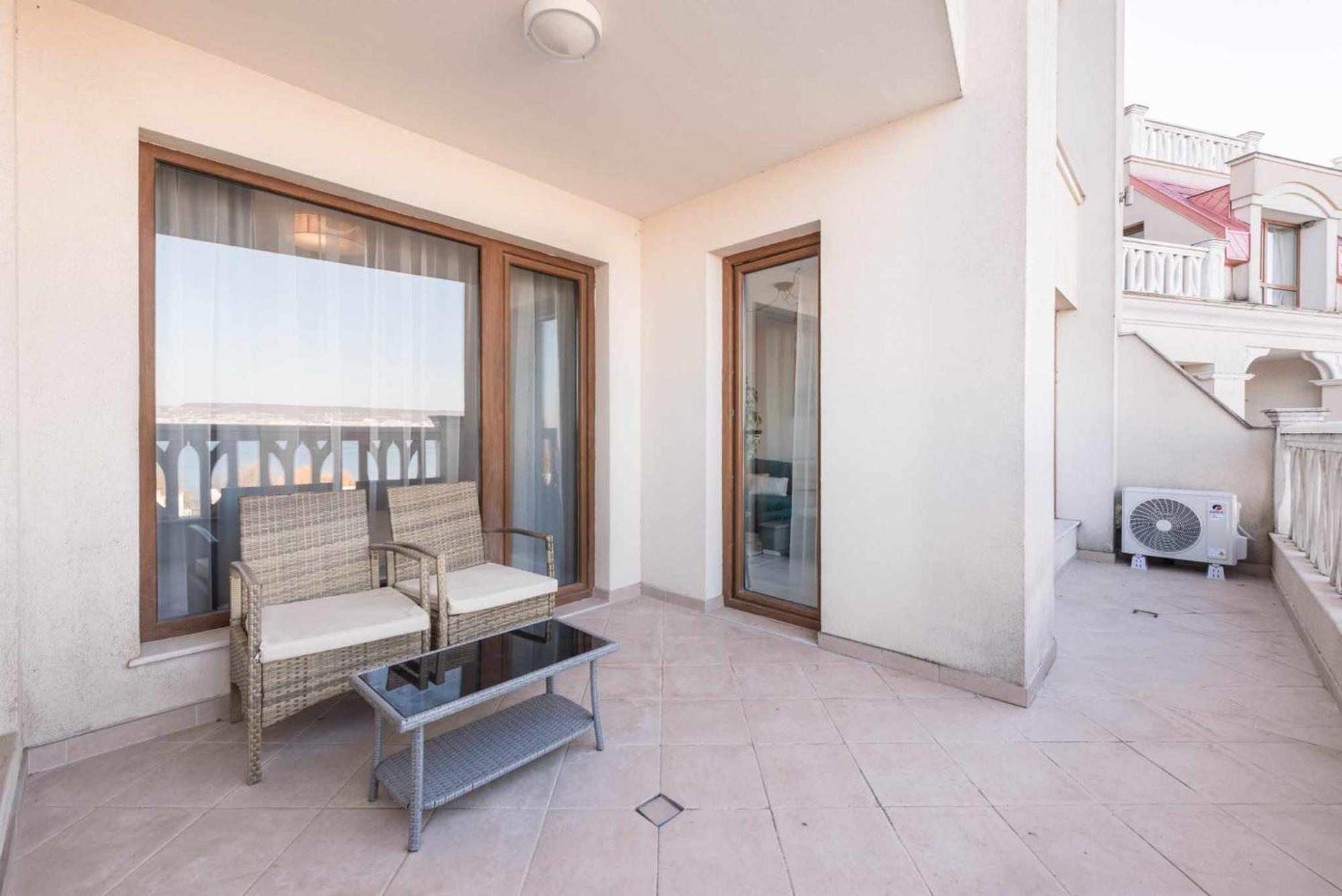 Azur Del Mar Seaview Apartment Varna Exterior photo